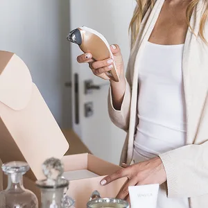 סנסיליפט: מכשיר אנטי אייג'ינג למיצוק עור הפנים | 5 דקות בשבוע | Sensica